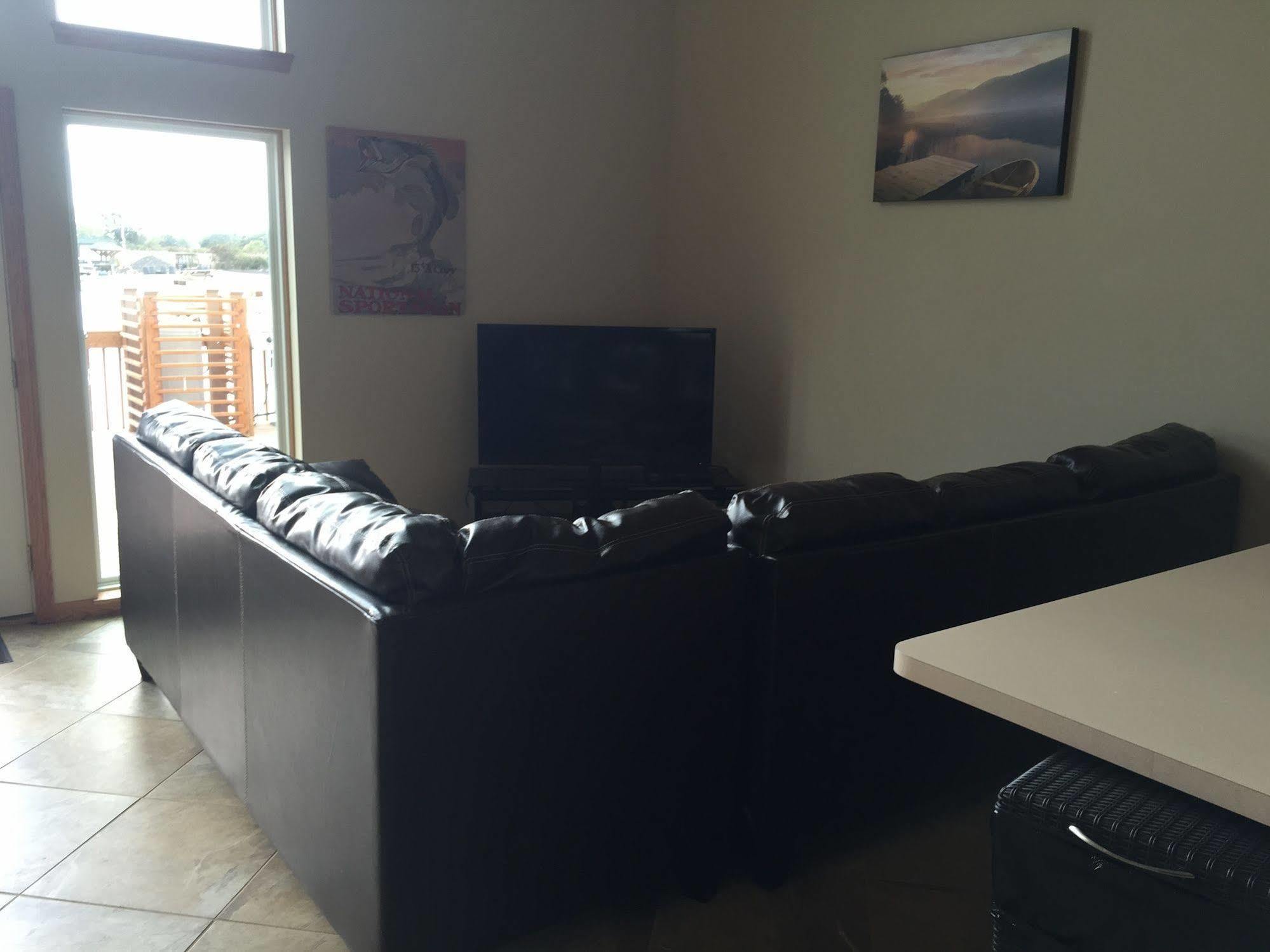 Hotel The Bays Edge Bay View Esterno foto